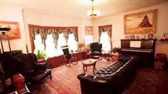 The Parlor Car Bed & Breakfast | New Mexico - Chama