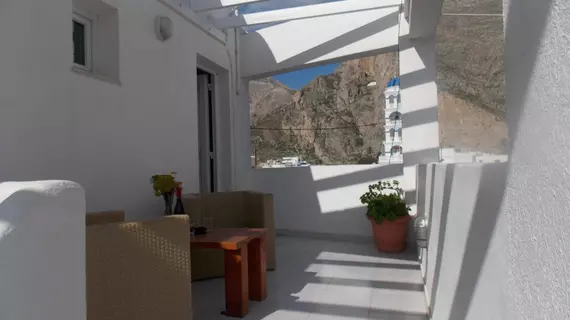 Sunrise Studios in Perissa | Ege Adaları - Santorini