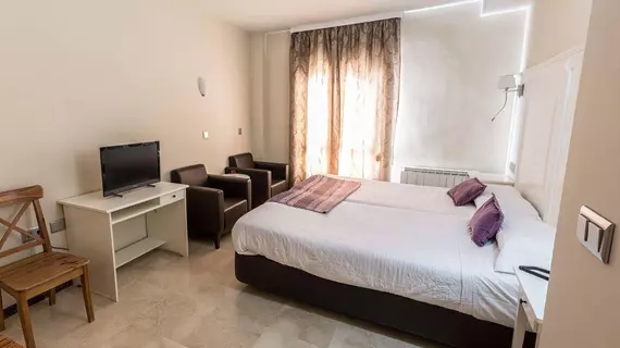 Hotel Sevilla | Andalucia - Malaga İli - Ronda