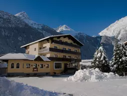 Gasthof Felsenhof | Tirol - Imst (ve civarı) - Laengenfeld - Winkle