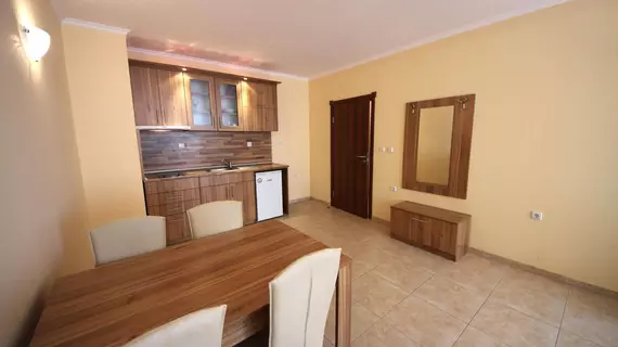 Menada Sea Regal Apartment | Burgaz - Sunny Beach