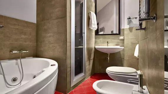 Hotel Leonardo Da Vinci | Toskana - Floransa (il) - Floransa - Porta al Prato - Santa Maria Novella