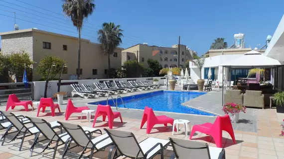 The Palms Hotel Apartments | Limasol  - Limassol - Germasogeia