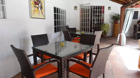 Villa Botero By Casa Mojito Bed and Breakfast | Cocle - Rio Hato - Santa Clara