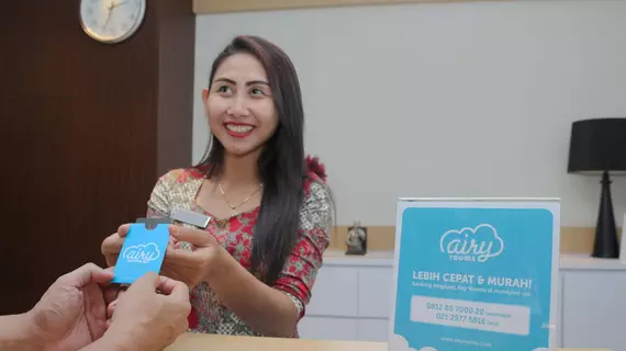 Airy Tegalsari Kedungsari Surabaya | Doğu Cava - Surabaya