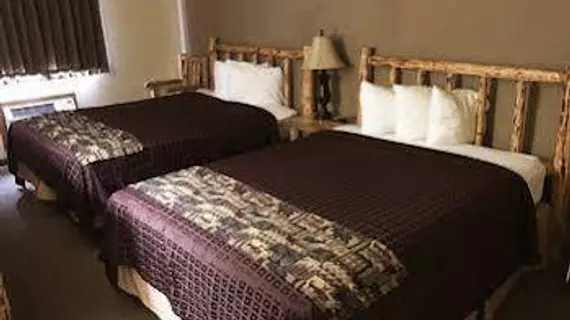 GuestHouse Lodge - Sandpoint | Idaho - Sandpoint (ve civarı) - Ponderay