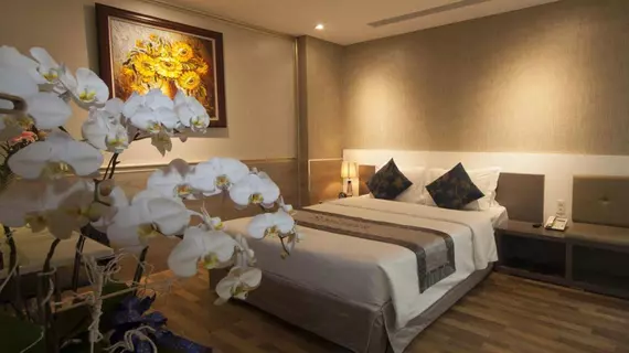 Sun Flower Luxury Hotel | Binh Duong (vilayet) - Ho Şi Min Şehri (ve civarı) - Ho Chi Minh City - Quận 1 - Japon Mahallesi