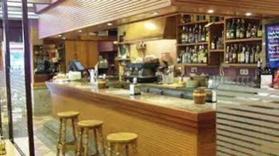 Hostal Linar | Galicia - La Coruna (vilayet) - La Coruna