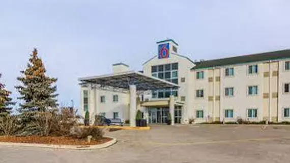 Motel 6 Saskatoon | Saskatchewan - Saskatoon - Kuzey Sanayi Bölgesi