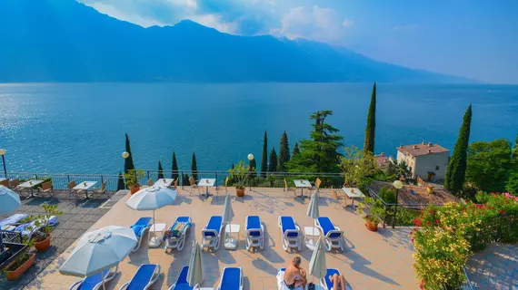 Hotel Villa Dirce | Lombardy - Brescia (il) - Limone sul Garda