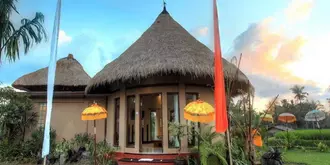 Villa Kunang Kunang