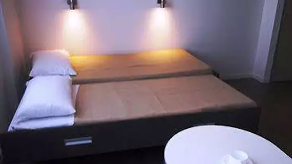 Montempô apparthotel Lyon | Auvergne-Rhone-Alpes - Rhone (bölge) - Lyon (ve çevresi) - Venissieux