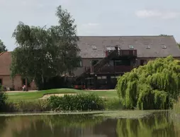 Lakeside Lodge Golf Centre | Cambridgeshire (ilçe) - Huntingdon - Pidley