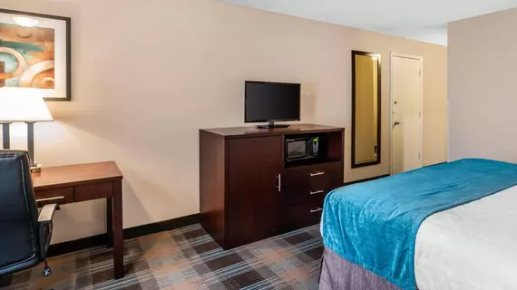 Clarion Inn near JBLM | Washington - Tacoma (ve civarı) - Tacoma