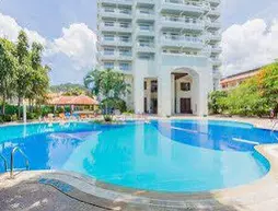 Waterfront Suites Phuket by Centara | Phuket (ve civarı) - Thalang