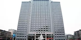 Dandong Life's Business Hotel