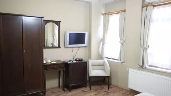 Dora Hotel |  Istanbul  - Beyoğlu - Sütlüce Mahallesi