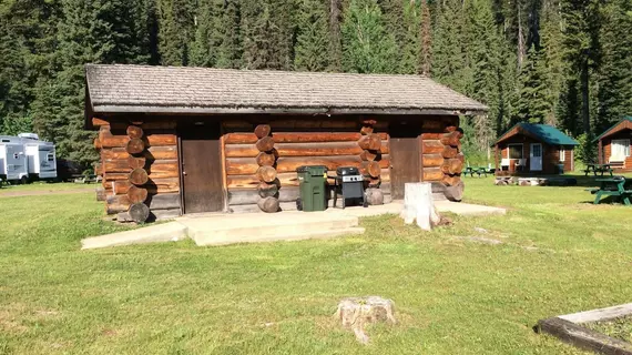 Stanton Creek Lodge | Montana - Essex