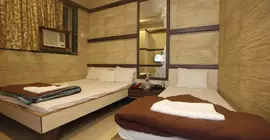 Hotel Al Moazin | Maharaştra - Raigad - Bombay (ve civarı) - Bombay