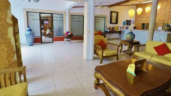 Hotel Las Golondrinas | Quintana Roo - Solidaridad - Playa del Carmen - Avenida Constituyentes