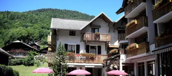 Logis Hotel Gai Soleil | Auvergne-Rhone-Alpes - Haute-Savoie (bölge) - Samoens