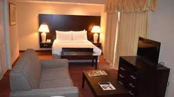 Hawthorn Suites Wichita East | Kansas - Wichita (ve civarı) - Viçita