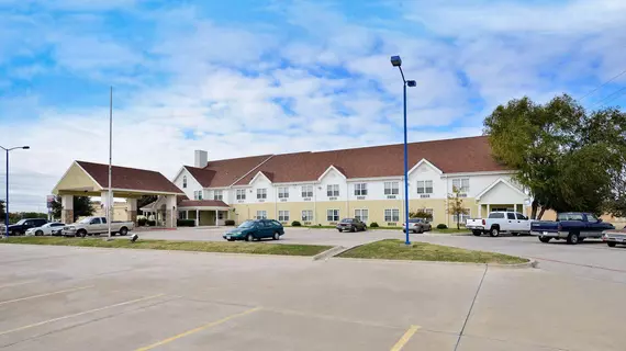 Motel 6 North Richland Hills | Teksas - Fort Worth (ve civarı) - North Richland Hills