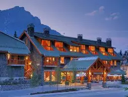 Fox Hotel and Suites | Alberta - Banff