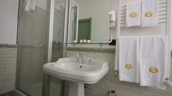 Hotel Rojan | Abruzzo - L'Aquila (il) - Sulmona