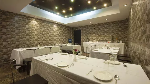 Hotel Good Palace | Batı Delhi - Ulusal Eyalet Başkenti Delhi - Delhi (ve civarı) - Yeni Delhi - Karol Bagh