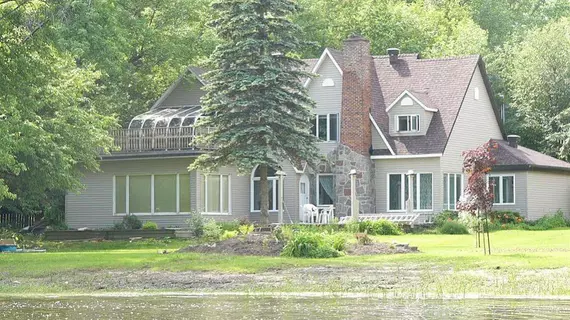 Aux Berges de l'Ile Garth | Quebec - Montreal (ve civarı) - Bois-des-Filion