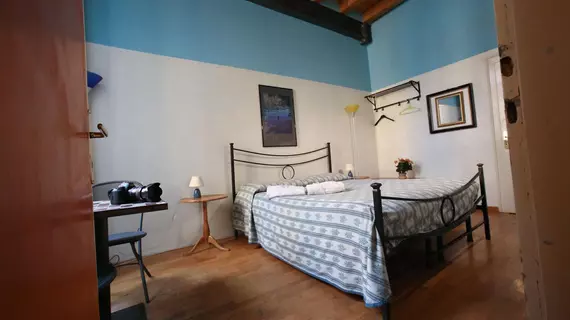 B&B Juliette House | Veneto - Verona (ve civarı) - Verona - Citta Antica