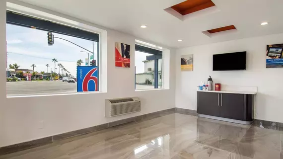 Motel 6 Oceanside Marina | Kaliforniya - San Diego County - San Diego Sahili