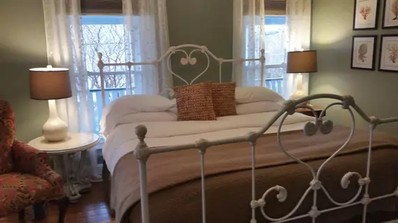 Barclay Cottage Bed and Breakfast | Virginia - Norfolk - Virginia Beach (ve civarı) - Virginia Beach