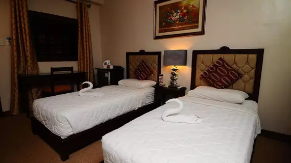 Big Apple Hotel & Bar | Davao Bölgesi - Davao (ve civarı) - Davao