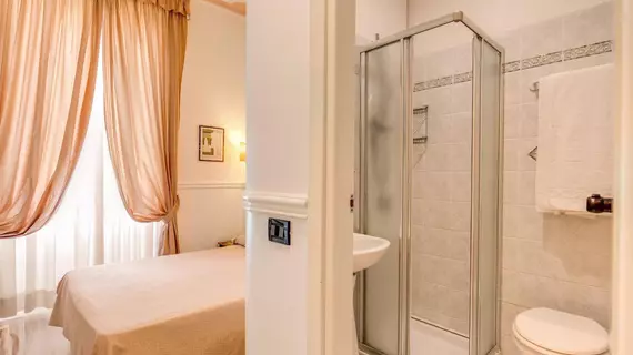 Hotel Martini | Lazio - Roma (ve civarı) - Roma Kent Merkezi - Rione XVIII Castro Pretorio