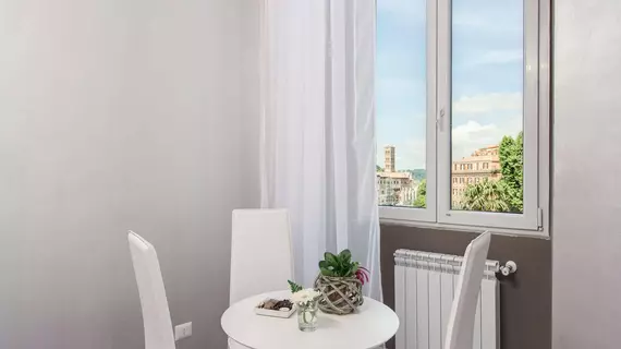 Colosseo Panoramic Rooms | Lazio - Roma (ve civarı) - Roma Kent Merkezi - Monti