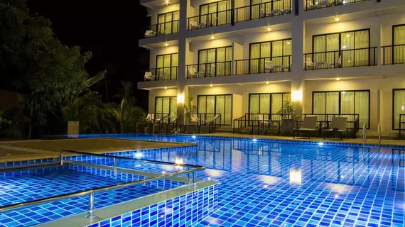 Andaman Pearl Resort | Krabi İli - Krabi - Ao Nang