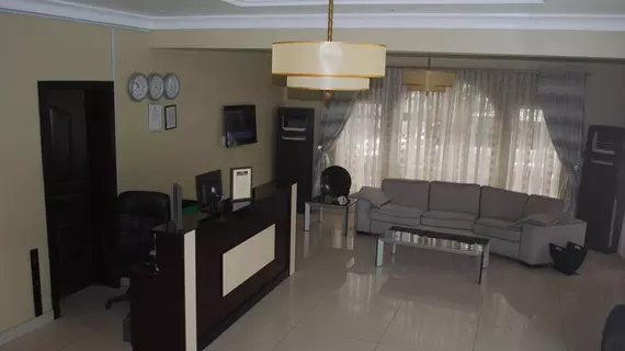 Nevada Inn Hotels and Suites | Lagos (ve civarı) - Lekki