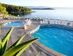 ADRIATIQ RESORT FONTANA APT | Split-Dalmaçya - Jelsa