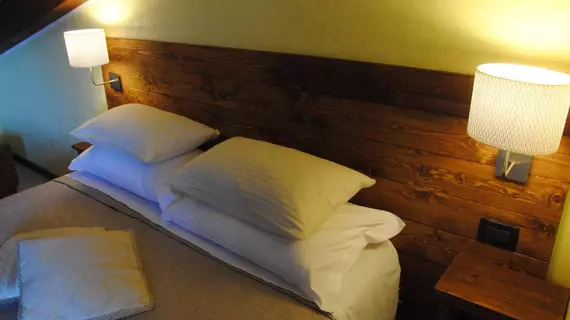 Flower Inn | Lazio - Roma (ve civarı) - Ciampino