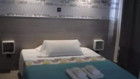 Fuencarral Rooms | Madrid Özerk Topluluğu - Madrid (ve civarı) - Chueca