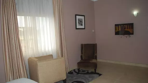 Nevada Inn Hotels and Suites | Lagos (ve civarı) - Lekki