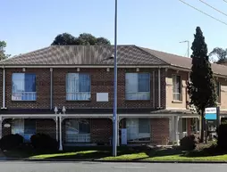 Hamiltons Townhouse Motel | Avustralya Başkent Bölgesi - Tuggeranong - Kanberra (ve civarı) - Queanbeyan West