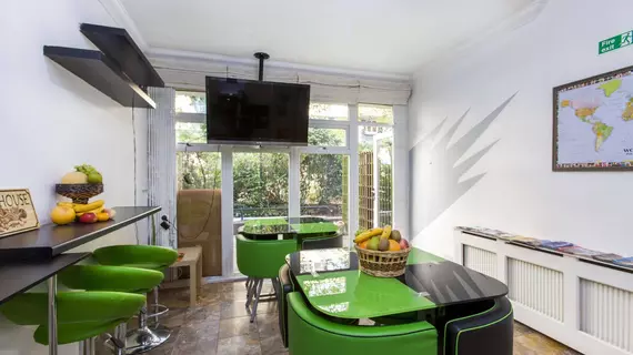 Fruit Guest House | Londra (ve civarı) - City of Westminster - Bayswater