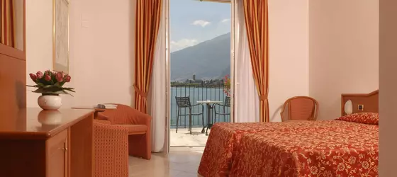 Hotel Regina | Lombardy - Como (il) - Gravedona