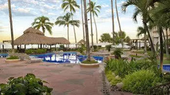 Plaza Pelicanos Grand Beach Resort All Inclusive | Nayarit - Bahía de Banderas - Puerto Vallarta (ve civarı) - Puerto Vallarta - Las Glorias