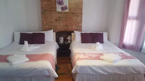 Paradise Accomodation | Londra (ve civarı) - Newham - East Ham