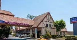 Howard Johnson Express Inn Norco | Kaliforniya - Riverside County - Riverside (ve civarı) - Norco