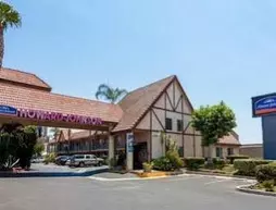 Howard Johnson Express Inn Norco | Kaliforniya - Riverside County - Riverside (ve civarı) - Norco